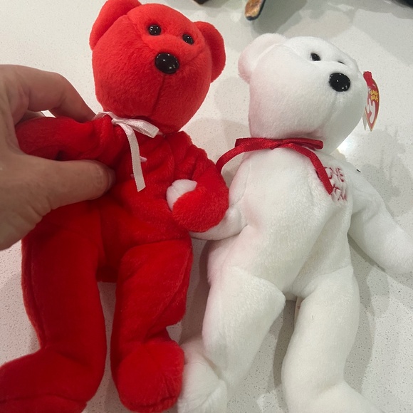 New with tags. I Heart You beanie babies  2005 - Picture 1 of 3